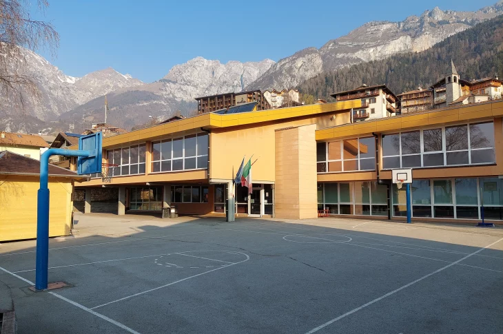 Scuola primaria di San Lorenzo Dorsino